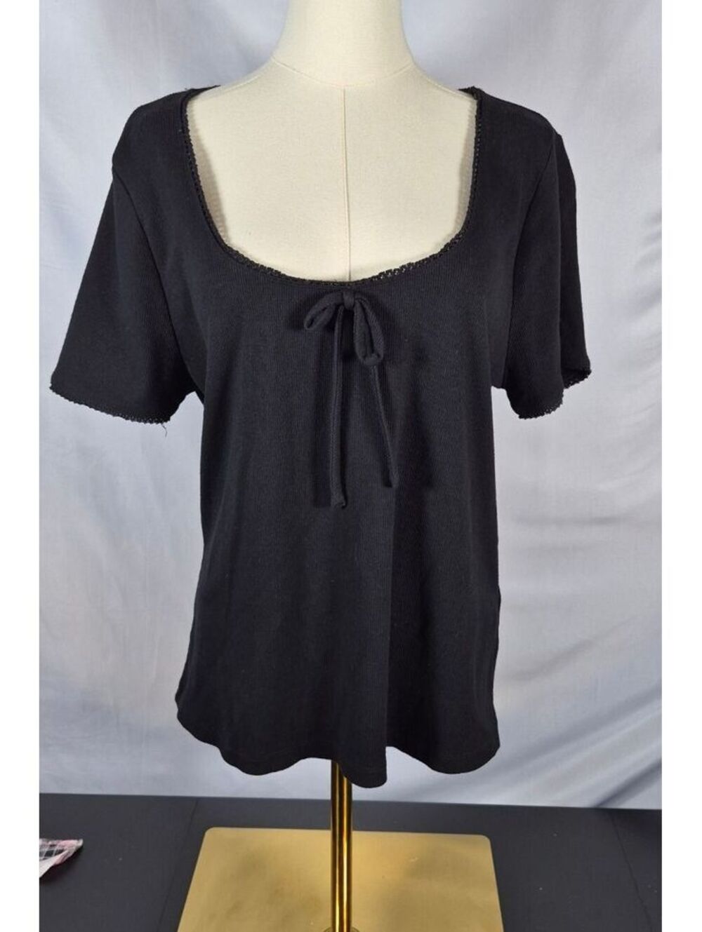 Forever 21 Plus 2X Black Ribbed Scoop Neck Tie Front Top - Picture 2 of 6